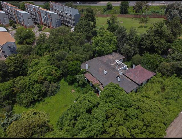 3 BEDROOM HOUSE FOR SALE IN HOUGHTON ESTATE
